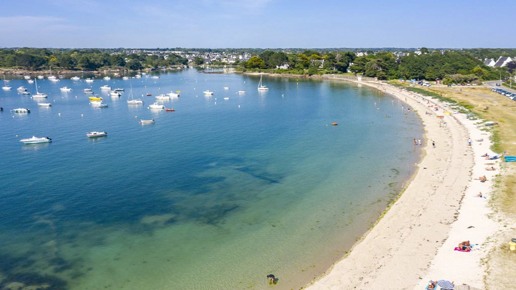 plage de la belle etoile cabellou plage