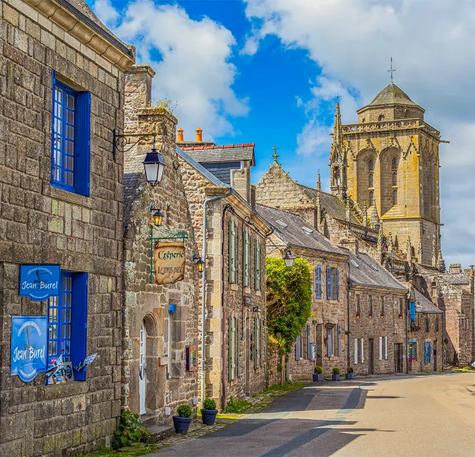 camping a 43km de locronan en bretagne sud