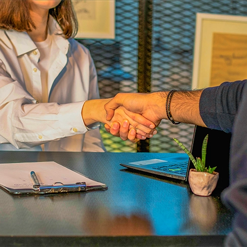 camping recrutement bretagne cabellou plage resort 5 etoiles