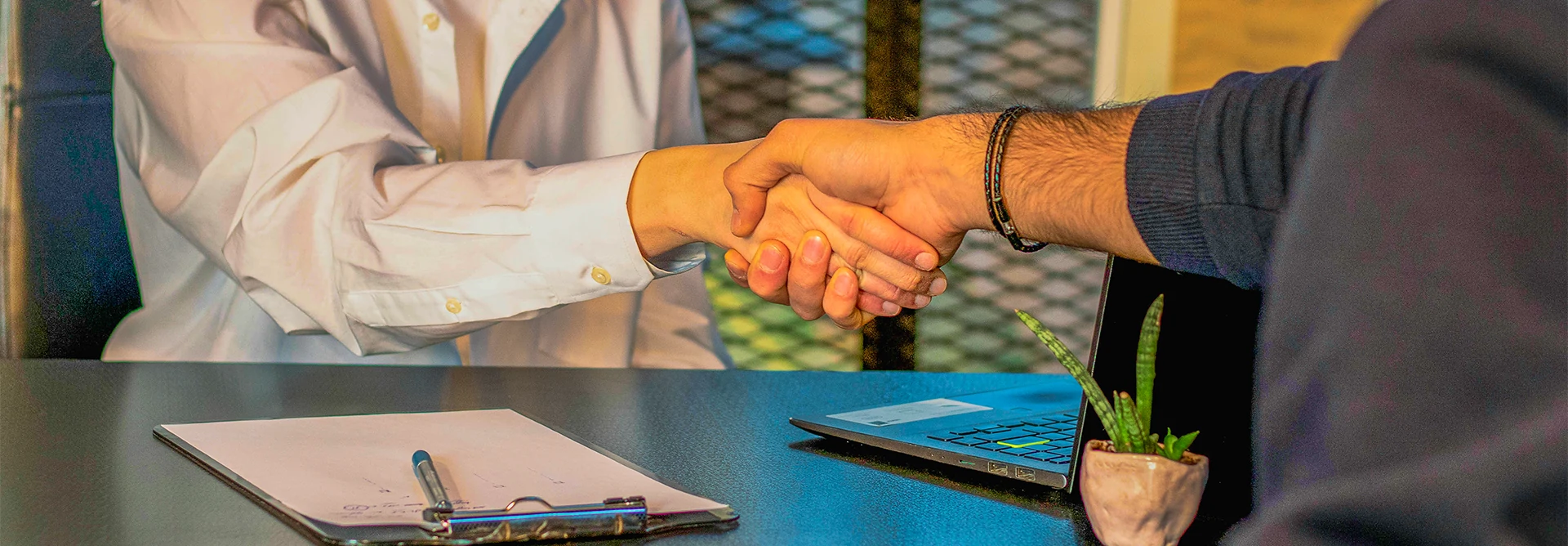 camping recrutement bretagne cabellou plage resort 5 etoiles