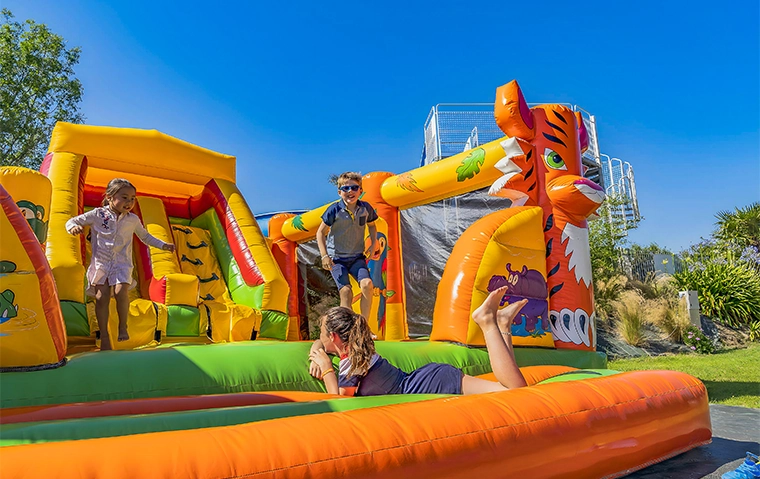 club enfants pour des vacances scolaires animees