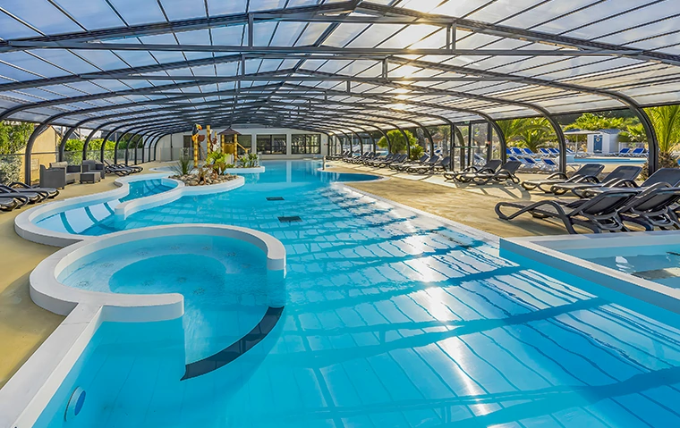 piscine interieure chauffee