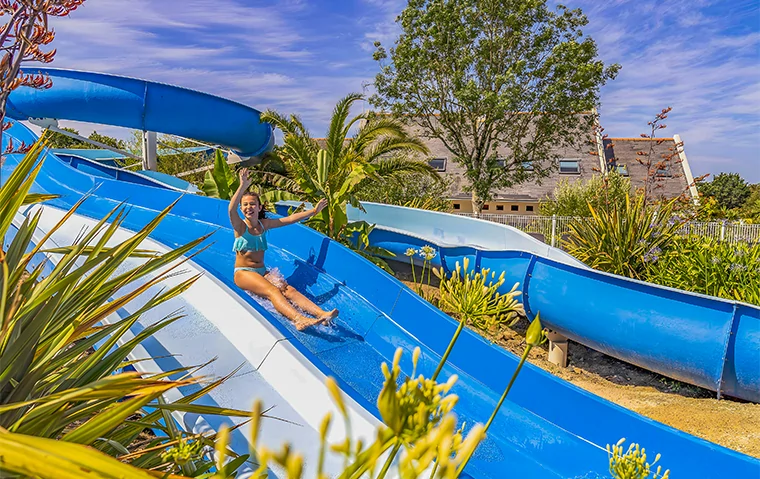 toboggans de notre parc aquatique