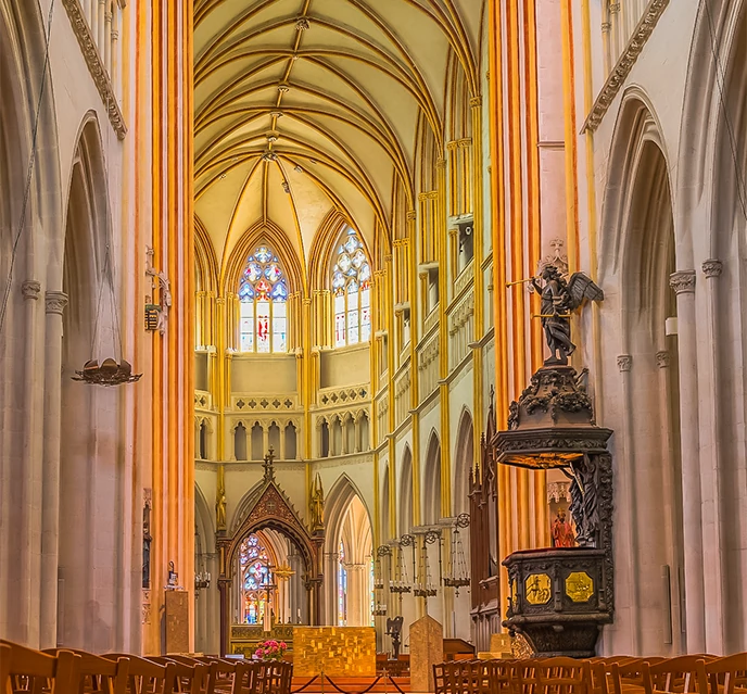 cathedrale saint corentin decouvrez quimper pendant votre sejour en camping