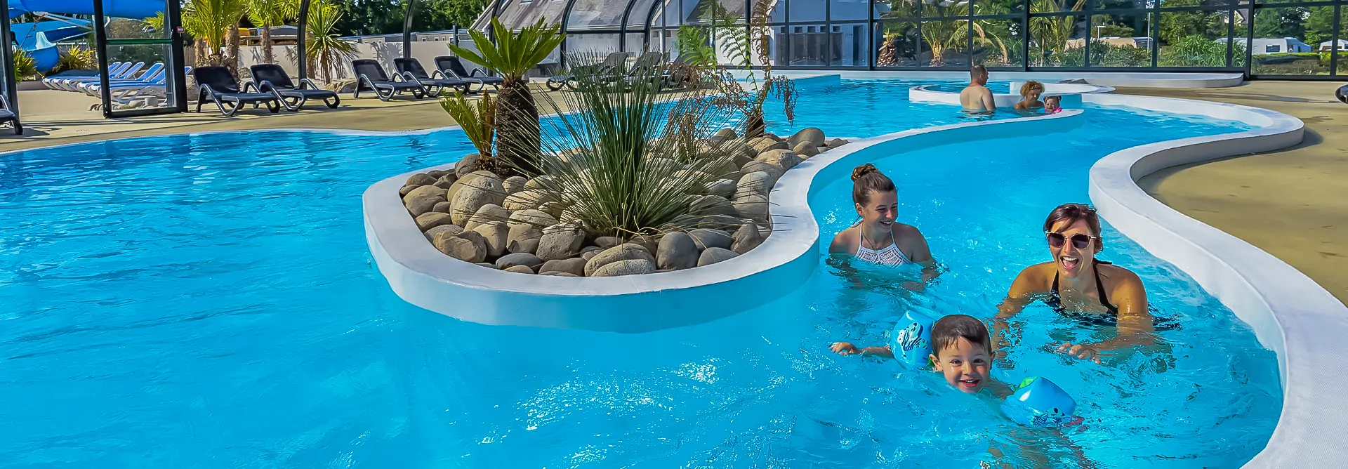 camping parc aquatique bretagne cabellou plage