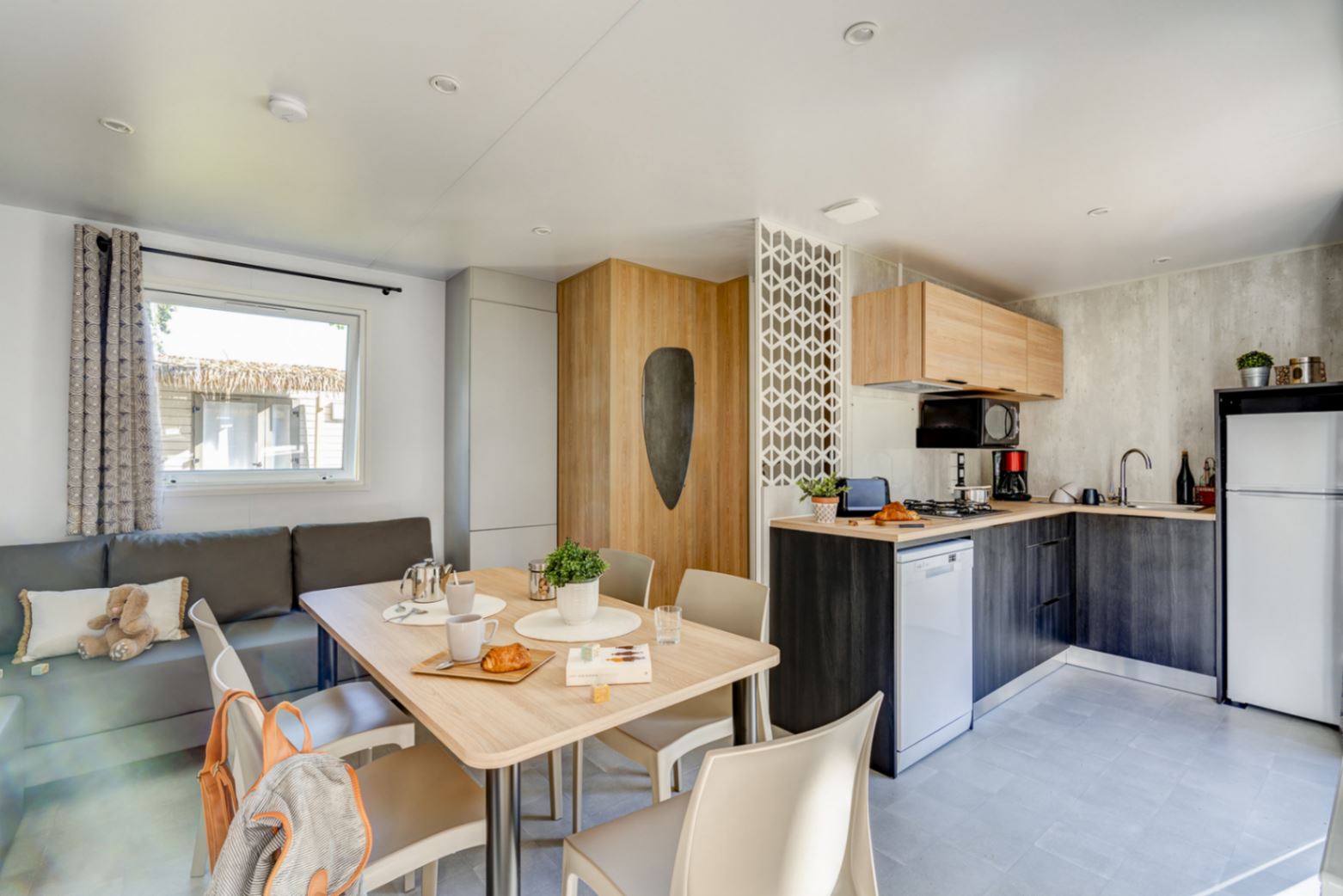 Prestige Cabellou – Piéton – 6/8P 3Ch 2Sde 40m2