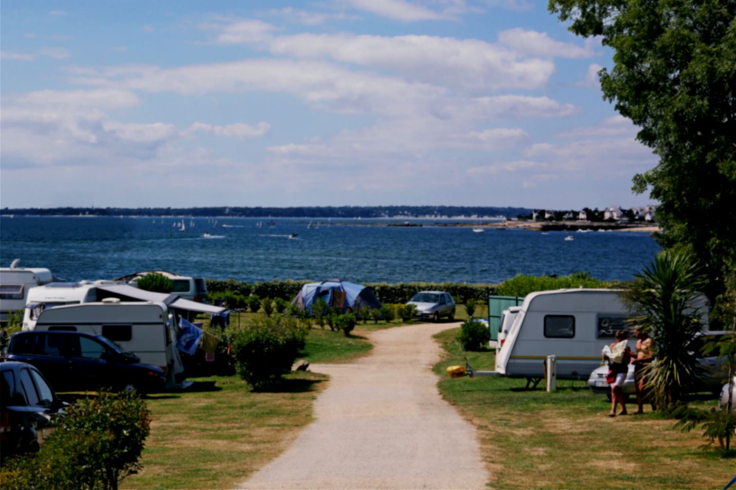 Emplacement Camping Confort Plus